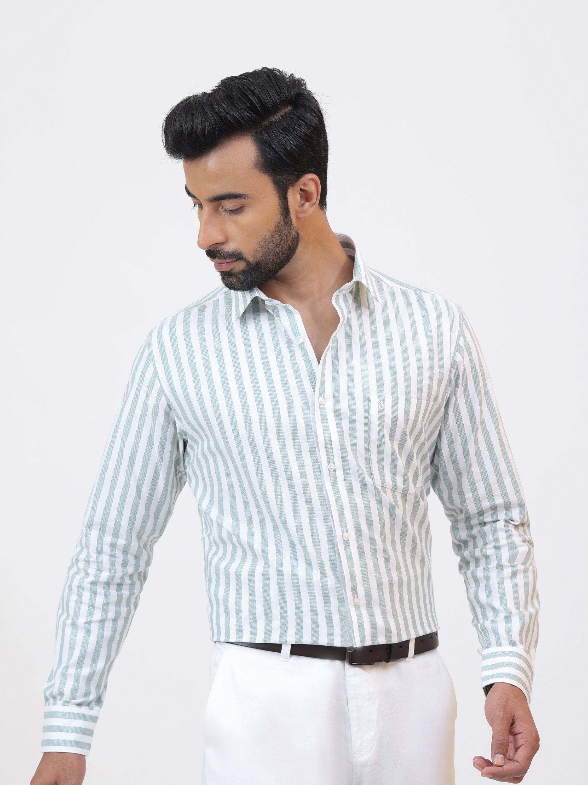 Cool Pearl Stripe Shirt in 100% cotton with a tailored fit and long sleeves.