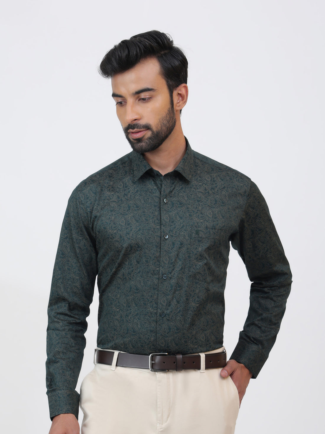 Emboss Green Silver Shirt in green paisley printed cotton fabric with a tailored fit and long sleeves.