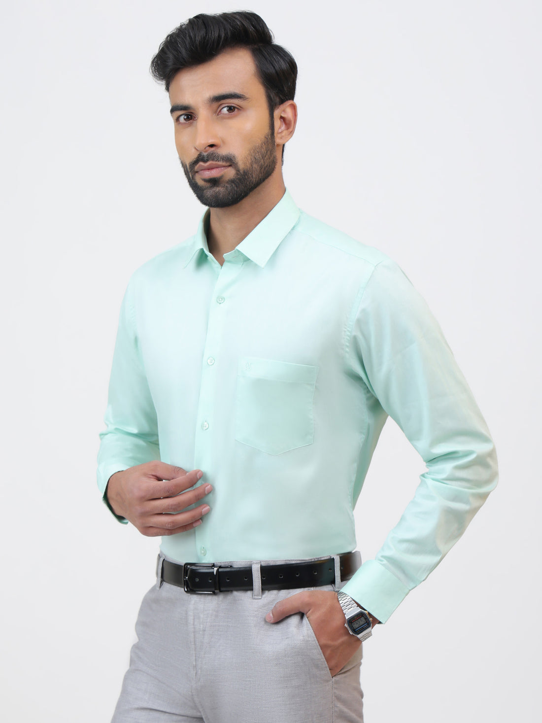 Oil Green Shirt, a green cotton shirt with a tailored fit and long sleeves.