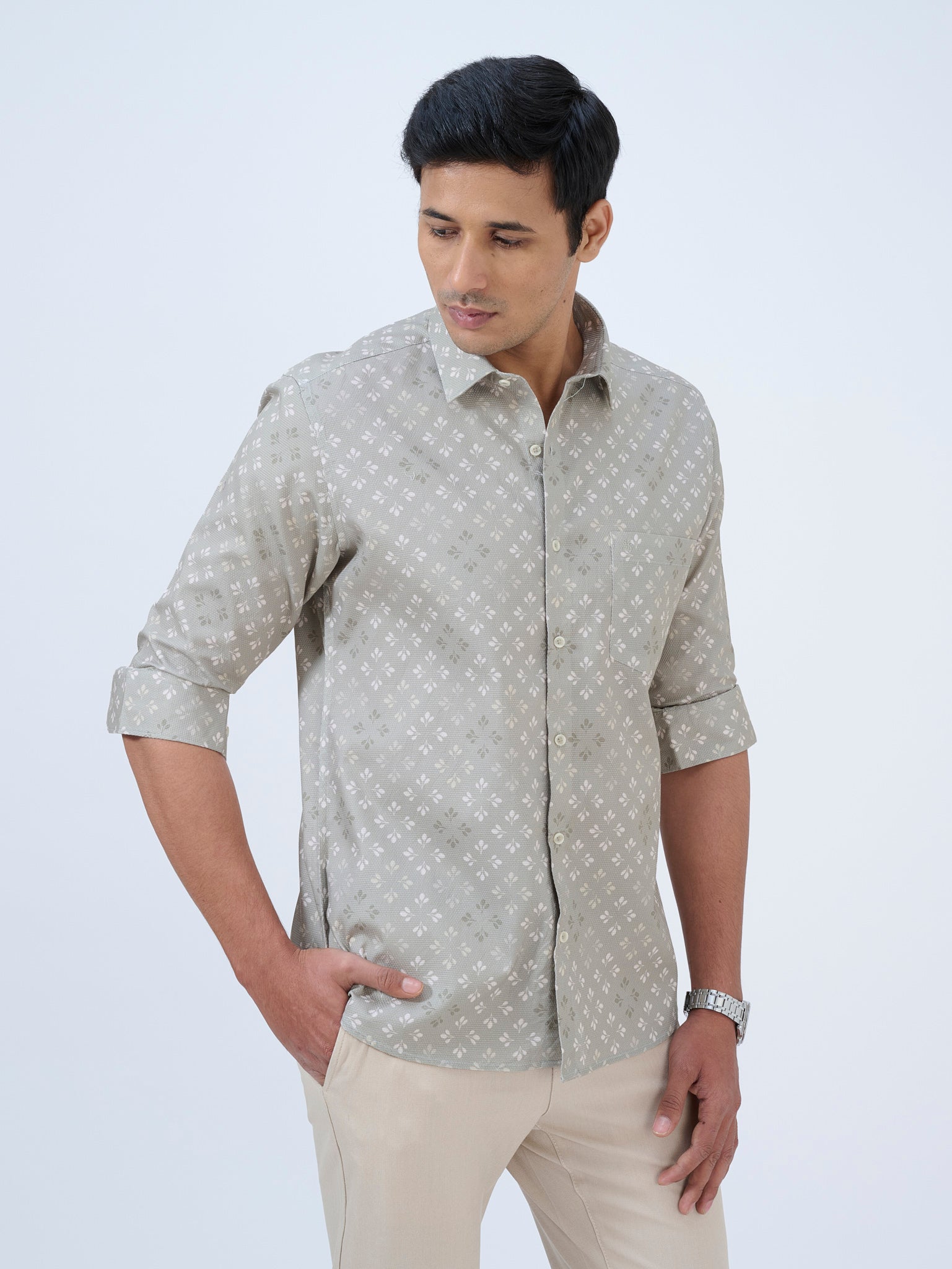 Squirrel Grey Leaf Print Shirt